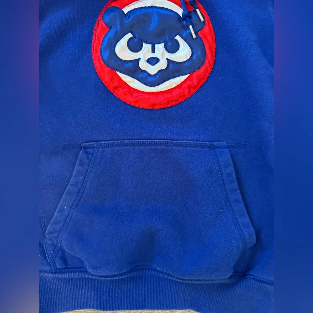 Nike Adult SM Cubs hoodie. Cooperstown collection. Great condition.